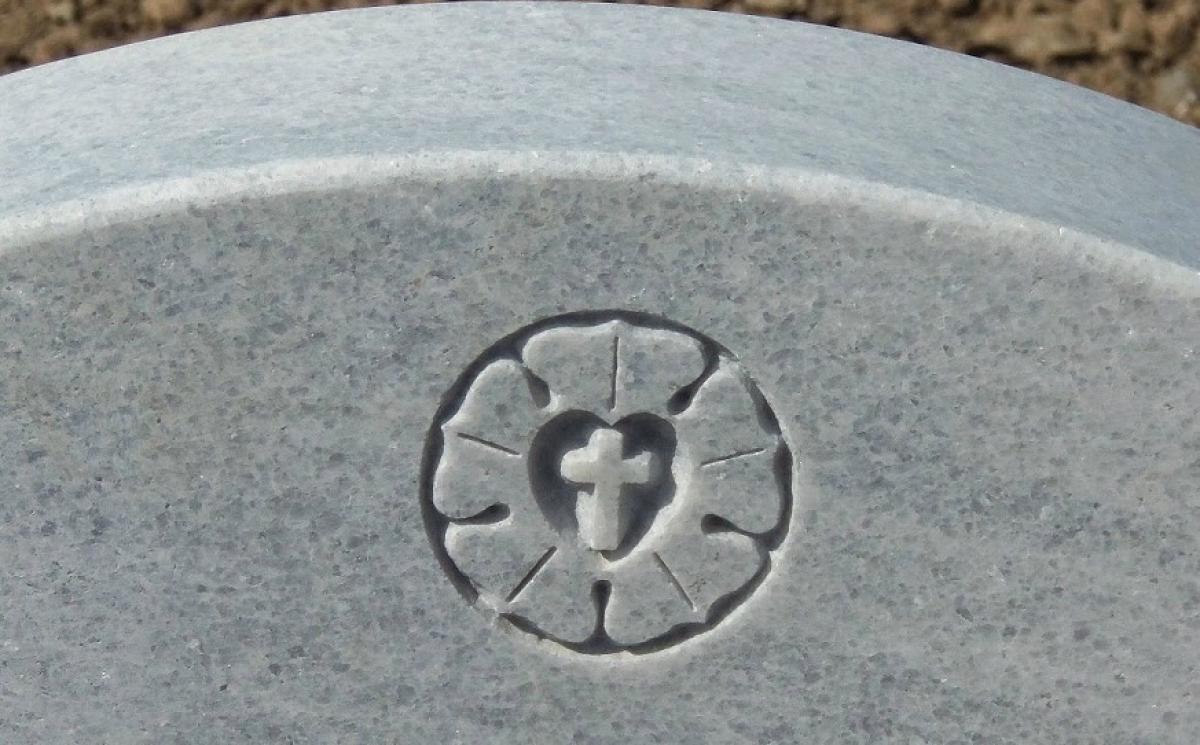OK, Grove, Headstone Symbols and Meanings, Luther Rose